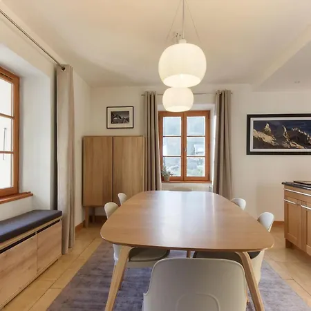 Les Alpins - Centre De - Renove Avec Jardin Et Vue Imprenable Sur Le Montblanc Шамони