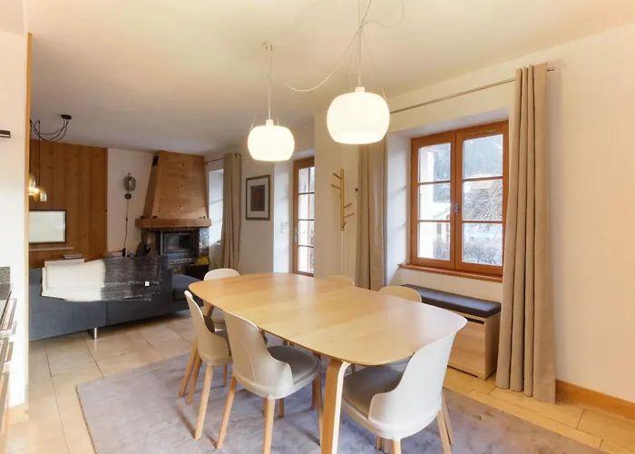 Les Alpins - Centre De - Renove Avec Jardin Et Vue Imprenable Sur Le Montblanc Appartement Chamonix