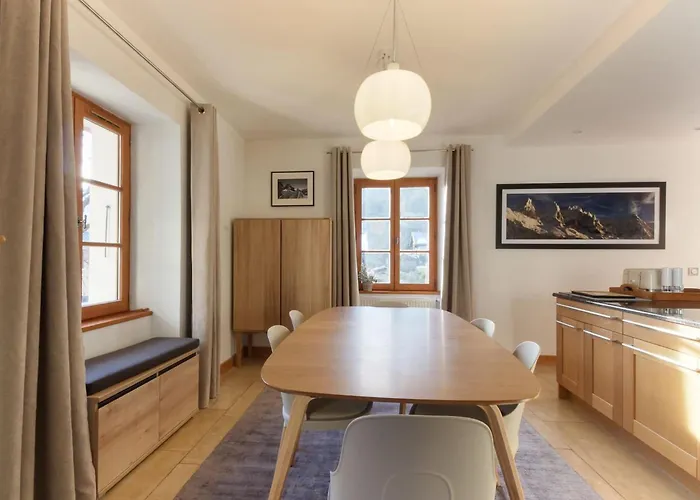 Les Alpins - Centre De - Renove Avec Jardin Et Vue Imprenable Sur Le Montblanc Chamonix